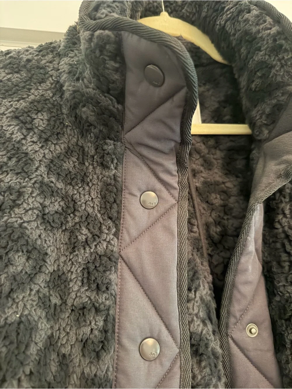 Abercrombie & Fitch Women's Sherpa Nylon-Trim Snap-Up Jacket Dark grey